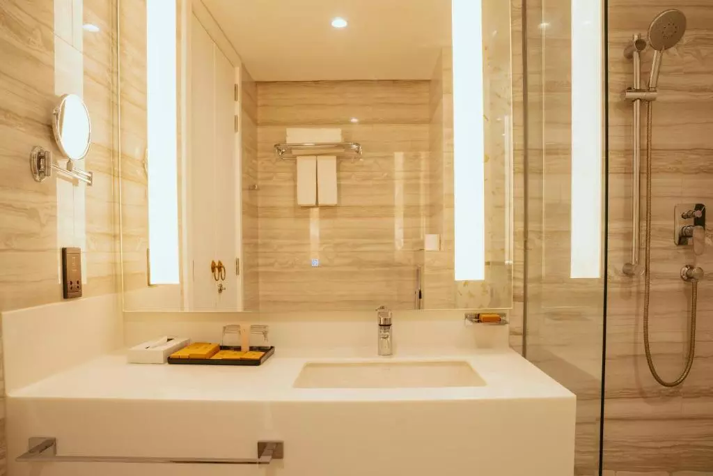 Kandy Myst by Cinnamon Kandy Myst by Cinnamon